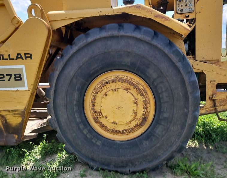 image for item OD9583 1981 Caterpillar  627B conventional scraper 
