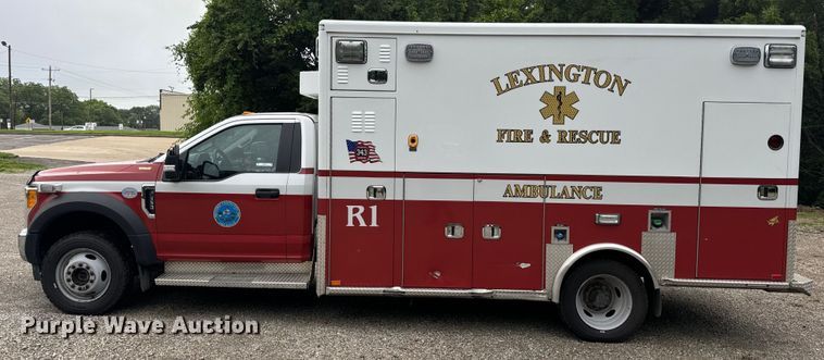 image for item OF9731 2017 Ford  F550 XLT ambulance