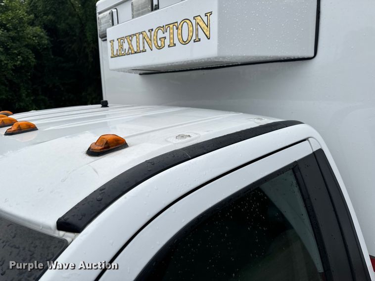 image for item OF9731 2017 Ford  F550 XLT ambulance