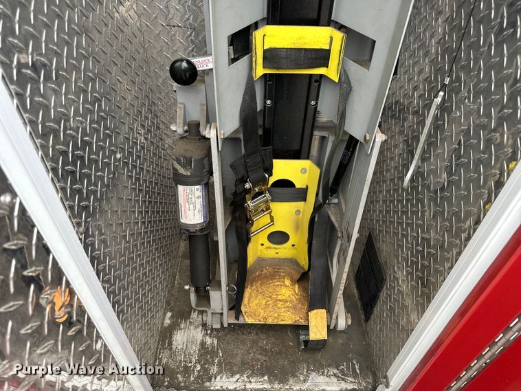 image for item OF9731 2017 Ford  F550 XLT ambulance