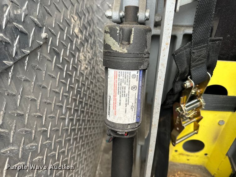 image for item OF9731 2017 Ford  F550 XLT ambulance