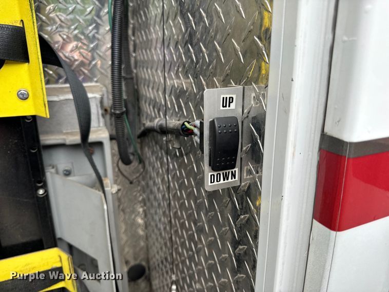 image for item OF9731 2017 Ford  F550 XLT ambulance