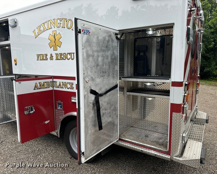 image for item OF9731 2017 Ford  F550 XLT ambulance