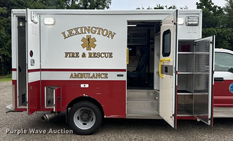 image for item OF9731 2017 Ford  F550 XLT ambulance