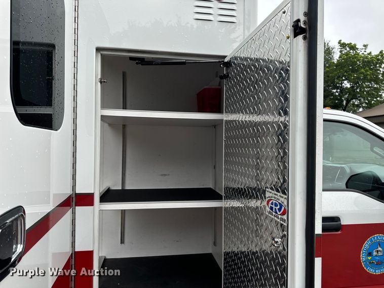image for item OF9731 2017 Ford  F550 XLT ambulance