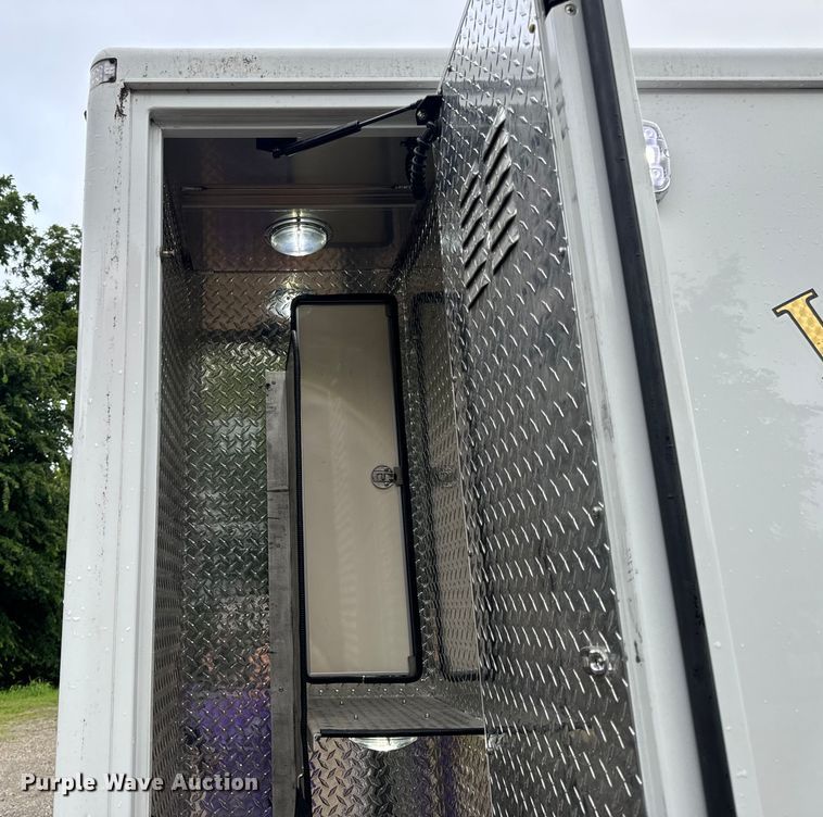 image for item OF9731 2017 Ford  F550 XLT ambulance