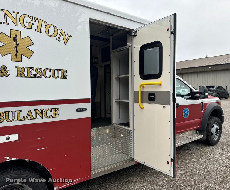 image for item OF9731 2017 Ford  F550 XLT ambulance