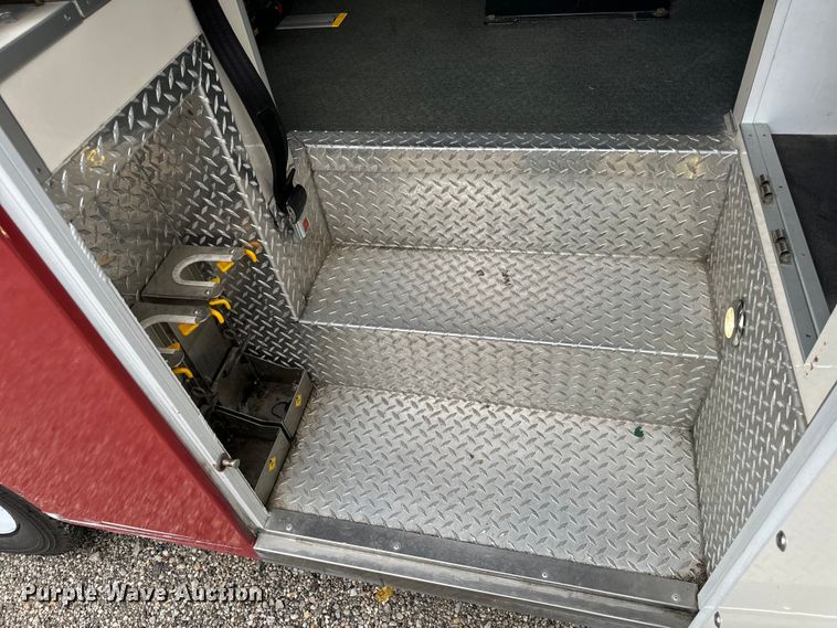 image for item OF9731 2017 Ford  F550 XLT ambulance