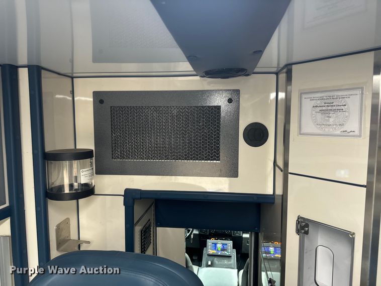 image for item OF9731 2017 Ford  F550 XLT ambulance