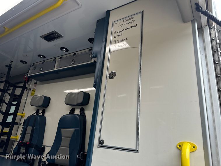 image for item OF9731 2017 Ford  F550 XLT ambulance