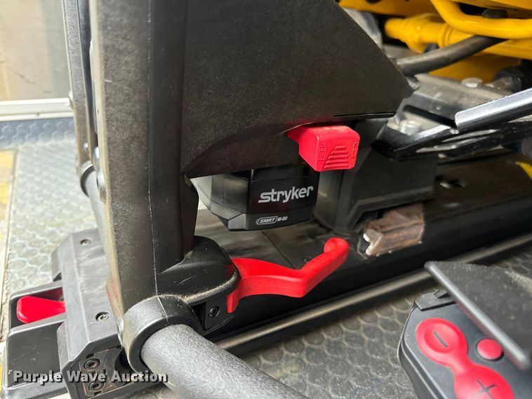 image for item OF9731 2017 Ford  F550 XLT ambulance