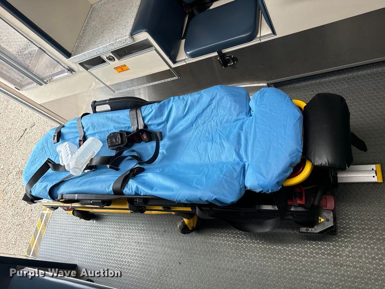 image for item OF9731 2017 Ford  F550 XLT ambulance