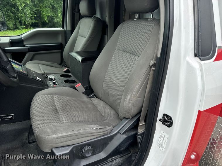 image for item OF9731 2017 Ford  F550 XLT ambulance