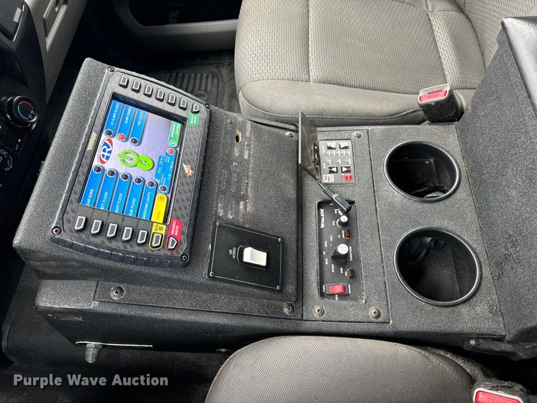 image for item OF9731 2017 Ford  F550 XLT ambulance