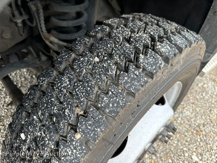 image for item OF9731 2017 Ford  F550 XLT ambulance