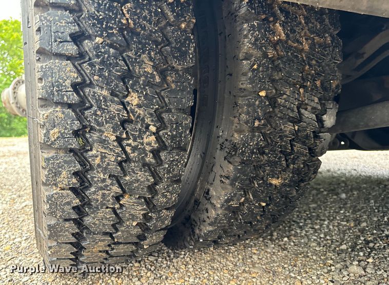 image for item OF9731 2017 Ford  F550 XLT ambulance