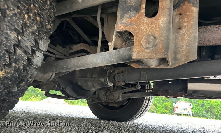 image for item OF9731 2017 Ford  F550 XLT ambulance