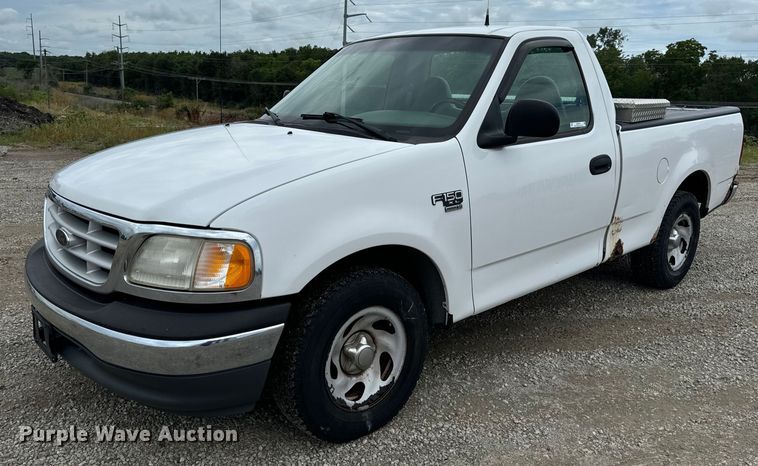 image for item OF9744 1999 Ford  F150 XL pickup truck