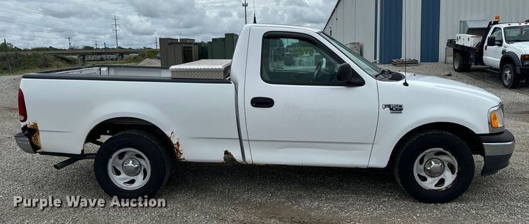 image for item OF9744 1999 Ford  F150 XL pickup truck