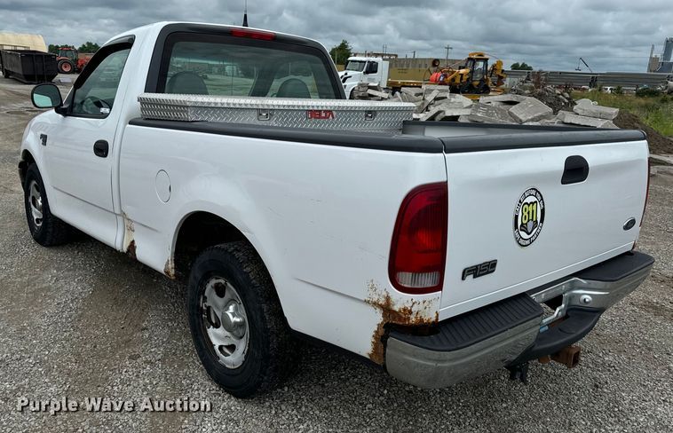 image for item OF9744 1999 Ford  F150 XL pickup truck