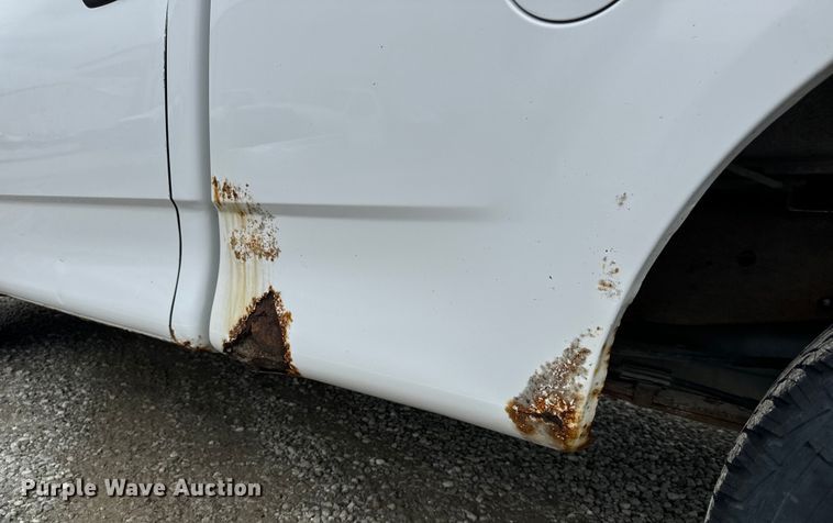 image for item OF9744 1999 Ford  F150 XL pickup truck