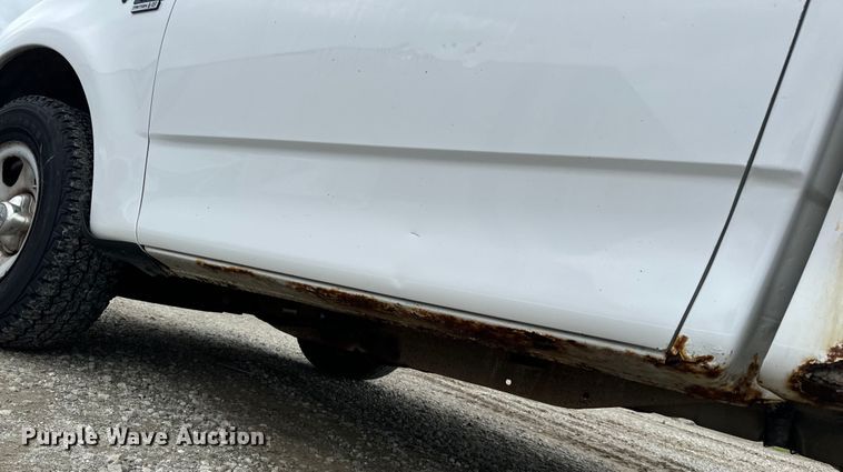 image for item OF9744 1999 Ford  F150 XL pickup truck