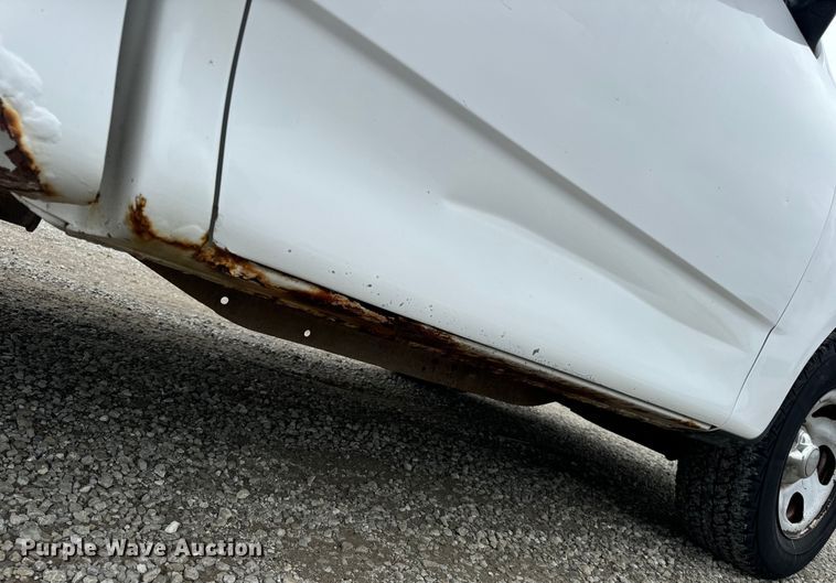 image for item OF9744 1999 Ford  F150 XL pickup truck