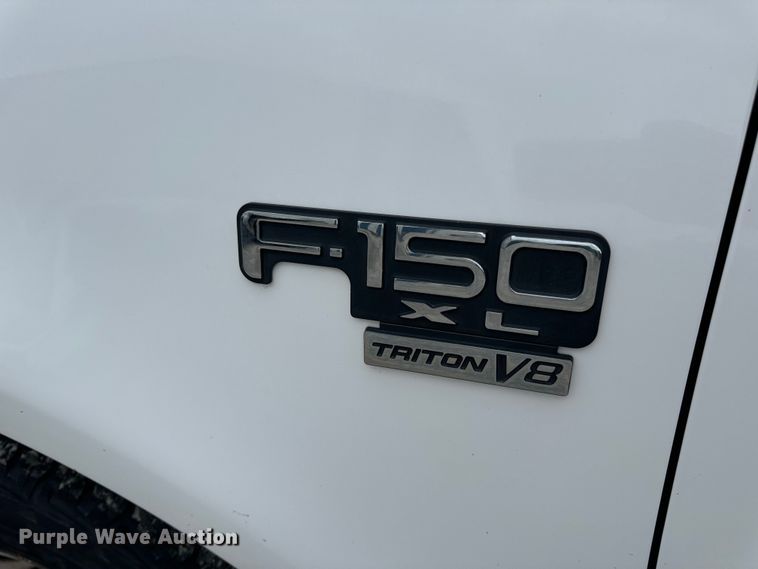 image for item OF9744 1999 Ford  F150 XL pickup truck