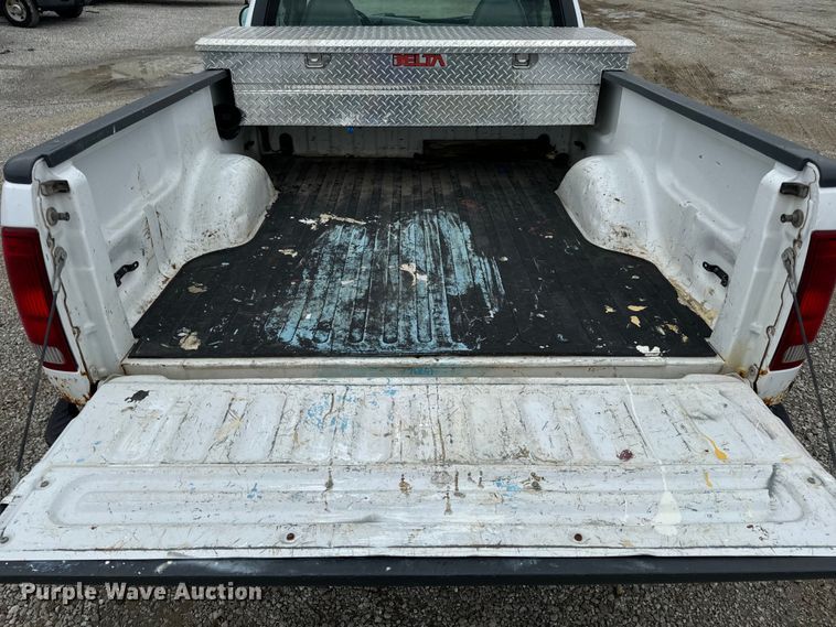 image for item OF9744 1999 Ford  F150 XL pickup truck