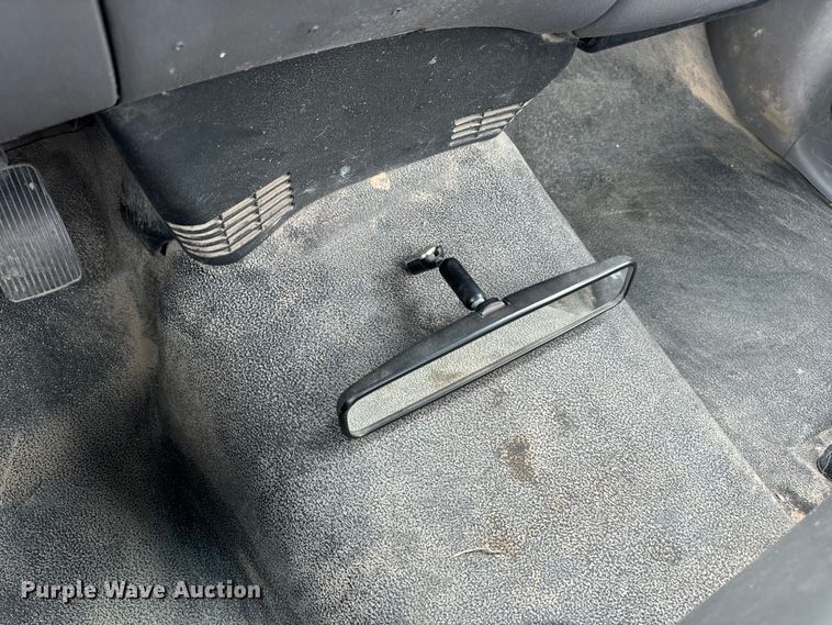 image for item OF9744 1999 Ford  F150 XL pickup truck