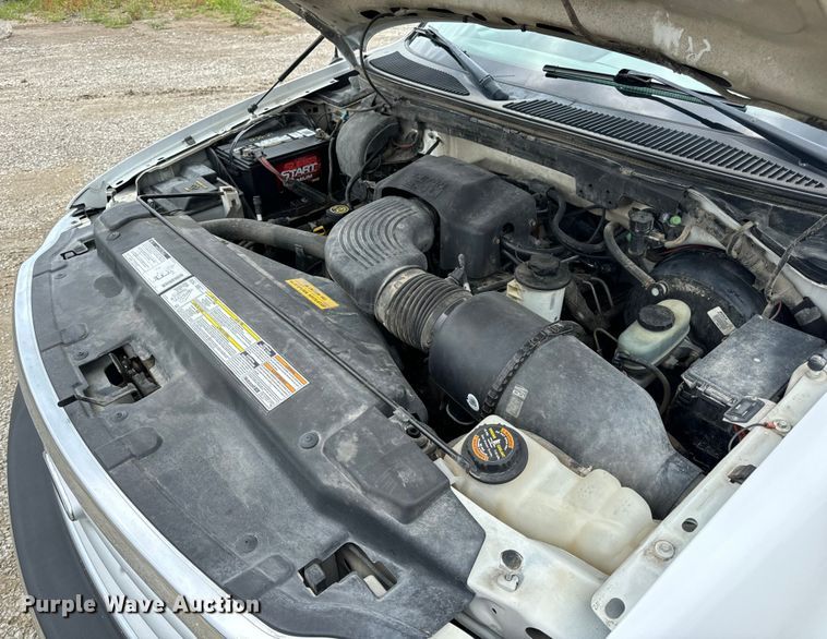 image for item OF9744 1999 Ford  F150 XL pickup truck