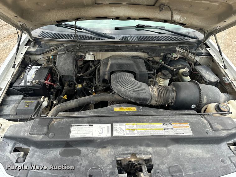 image for item OF9744 1999 Ford  F150 XL pickup truck