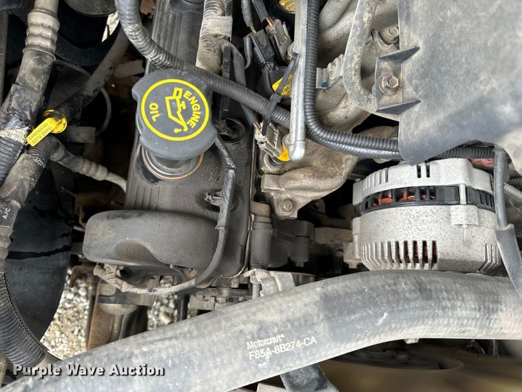 image for item OF9744 1999 Ford  F150 XL pickup truck