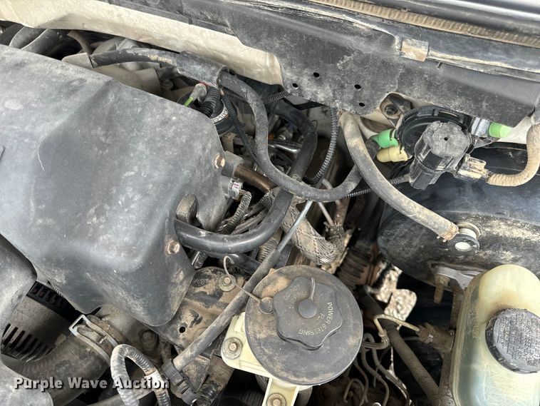 image for item OF9744 1999 Ford  F150 XL pickup truck