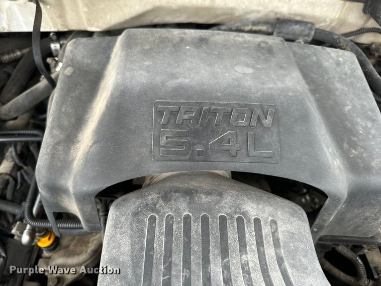 image for item OF9744 1999 Ford  F150 XL pickup truck