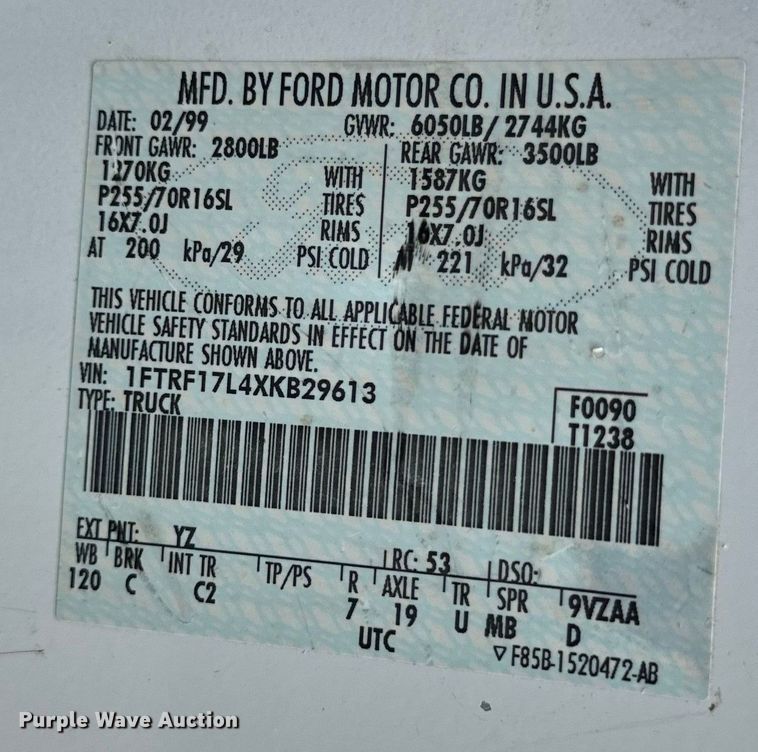 image for item OF9744 1999 Ford  F150 XL pickup truck