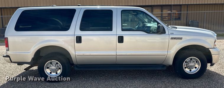 image for item OL9601 2005 Ford Excursion SUV