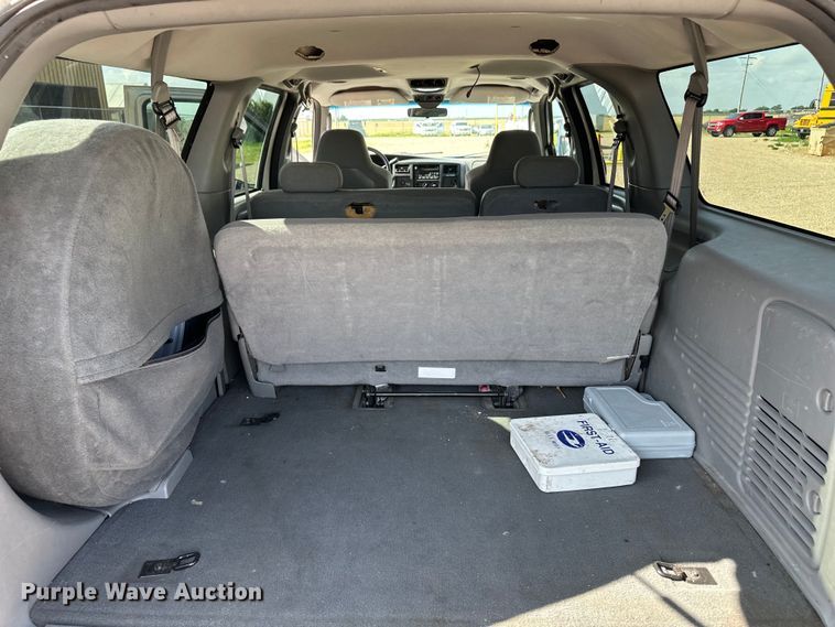 image for item OL9601 2005 Ford Excursion SUV