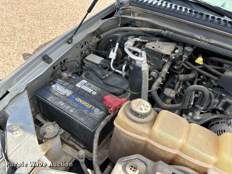 image for item OL9601 2005 Ford Excursion SUV