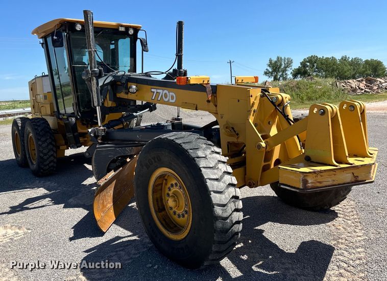 image for item OL9653 2008 John Deere 770D motor grader