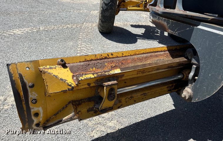 image for item OL9653 2008 John Deere 770D motor grader