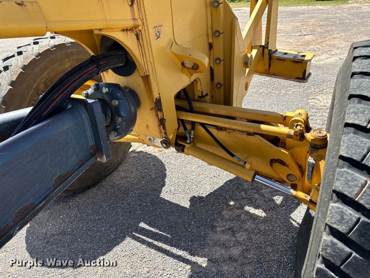 image for item OL9653 2008 John Deere 770D motor grader