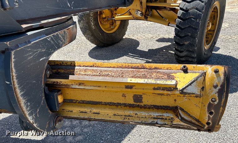 image for item OL9653 2008 John Deere 770D motor grader