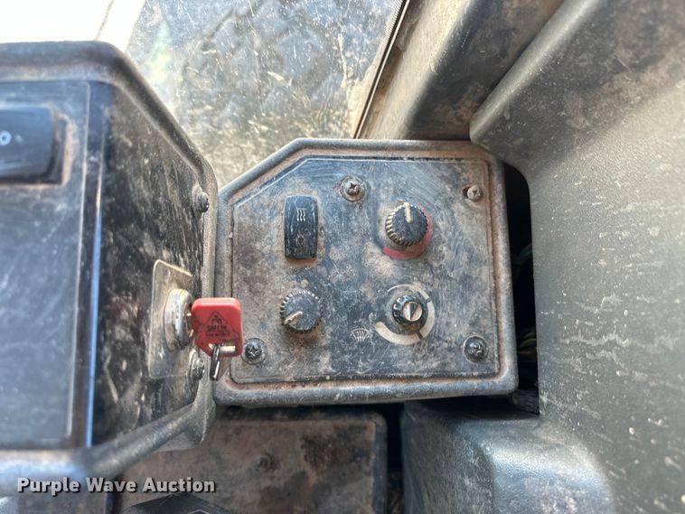 image for item OL9653 2008 John Deere 770D motor grader