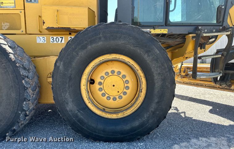 image for item OL9653 2008 John Deere 770D motor grader