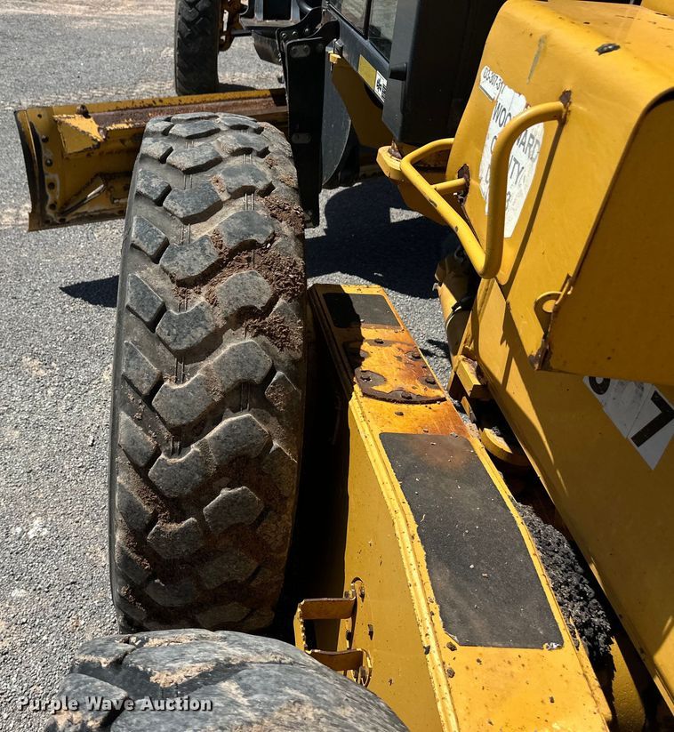 image for item OL9653 2008 John Deere 770D motor grader