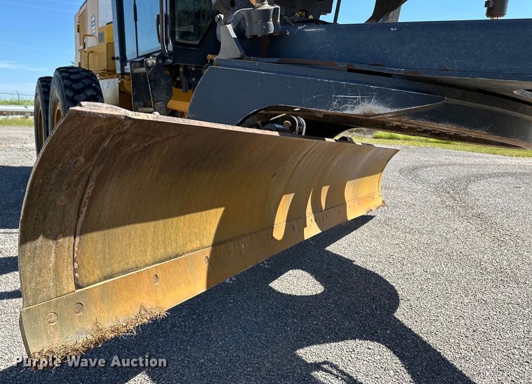 image for item OL9654 2008 John Deere 770D motor grader