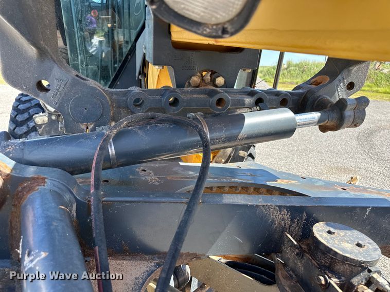 image for item OL9654 2008 John Deere 770D motor grader