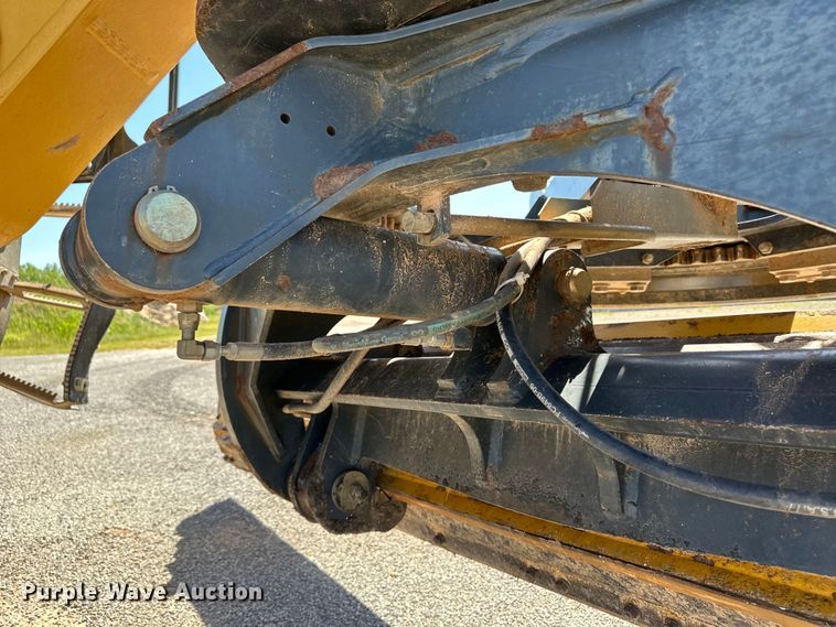 image for item OL9654 2008 John Deere 770D motor grader