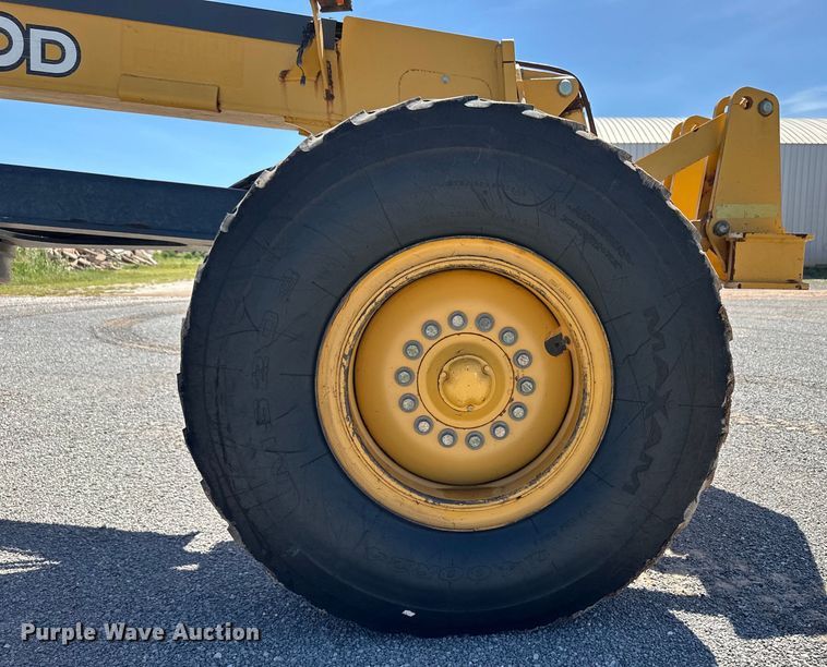 image for item OL9654 2008 John Deere 770D motor grader